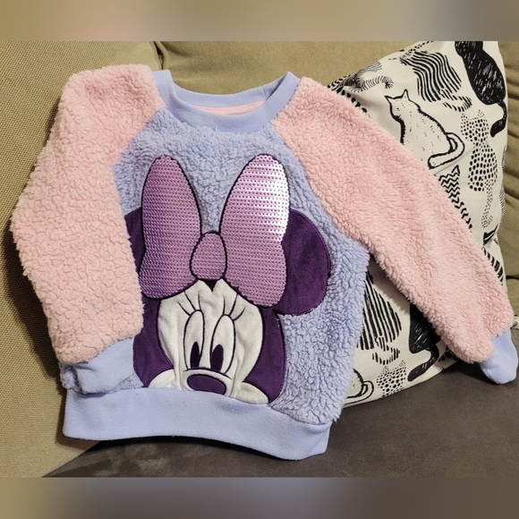 5/$15 Disney Minnie Mouse Fleece Set - Picture 2 of 6